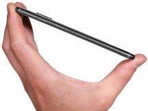 Meizu 15 in the hand - Meizu 15 review