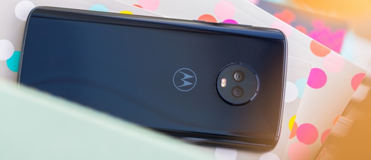 Motorola Moto G6 Plus review: Design, 360-degree spin