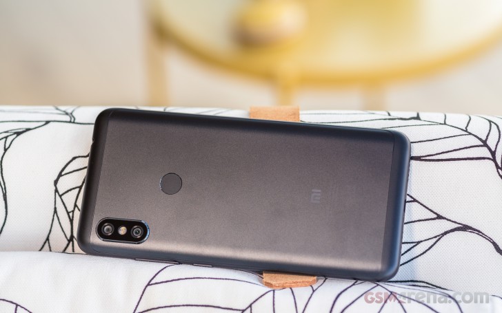 Xiaomi Redmi Note 6 Pro review: Design and spin
