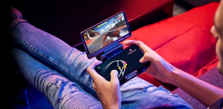 Asus ROG Phone II review: ROG Phone II accessories and attachments