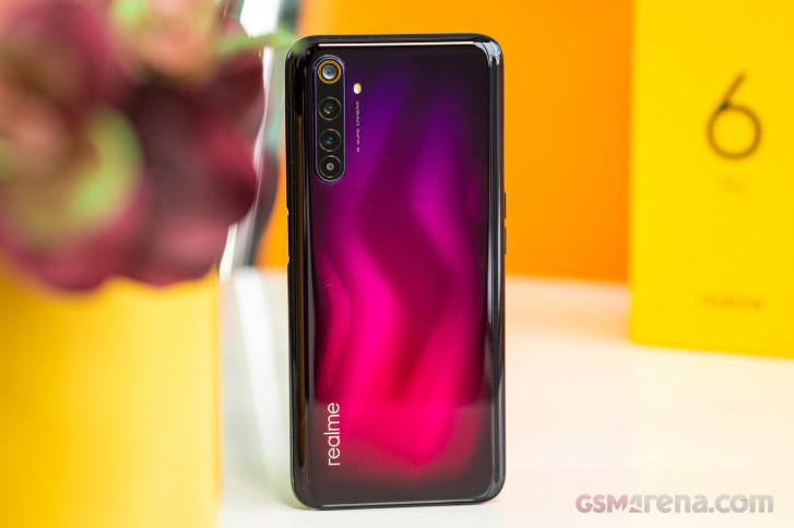 oppo realme 6 pro 新品同様カラー(レッド) Realme 6 Pro review: Design