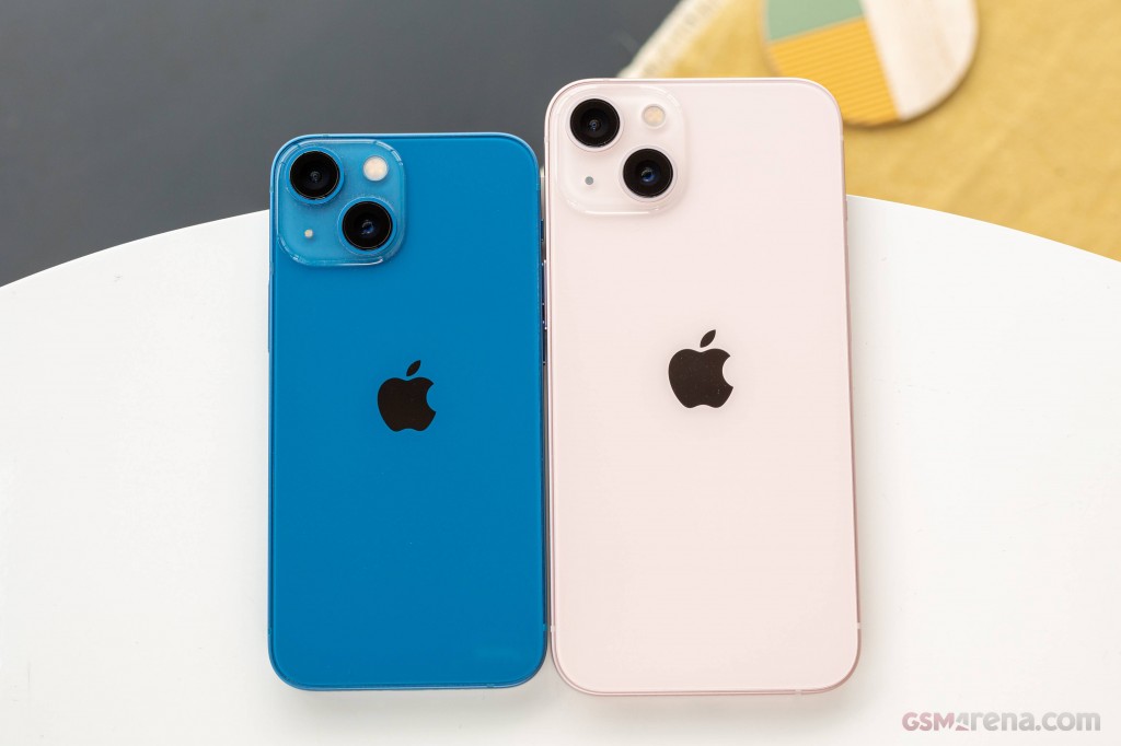 Apple iPhone 13 mini