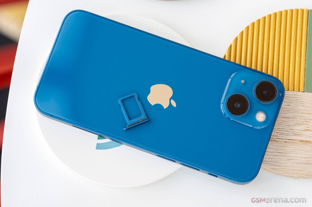 Apple iPhone 13 mini