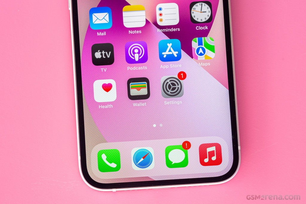 Apple iPhone 13