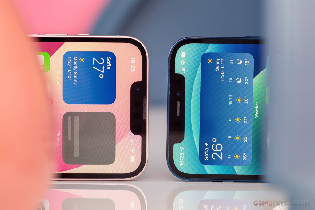 Apple iPhone 13