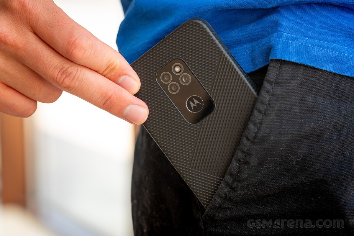 Motorola Defy (2021) review - GSMArena.com tests