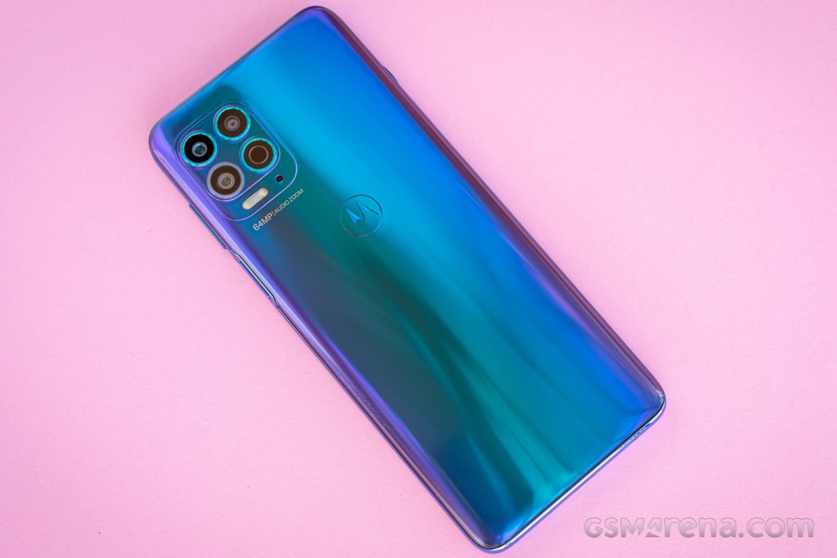 Motorola Moto G100 review: Design