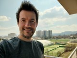 Selfie samples, main camera, 16MP - f/2.2, ISO 100, 1/1448s - Motorola Moto G100 review