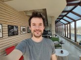 Selfie samples, ultrawide camera - f/2.4, ISO 100, 1/279s - Motorola Moto G100 review