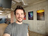 Selfie samples, ultrawide camera - f/2.4, ISO 475, 1/50s - Motorola Moto G100 review