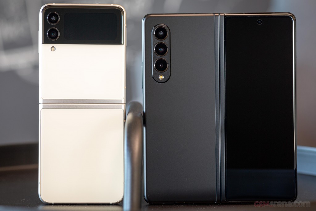 Samsung Galaxy Z Flip3 5G