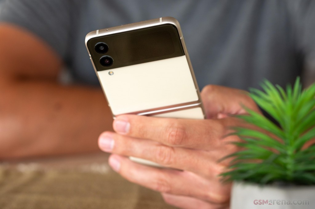 Samsung Galaxy Z Flip3 5G