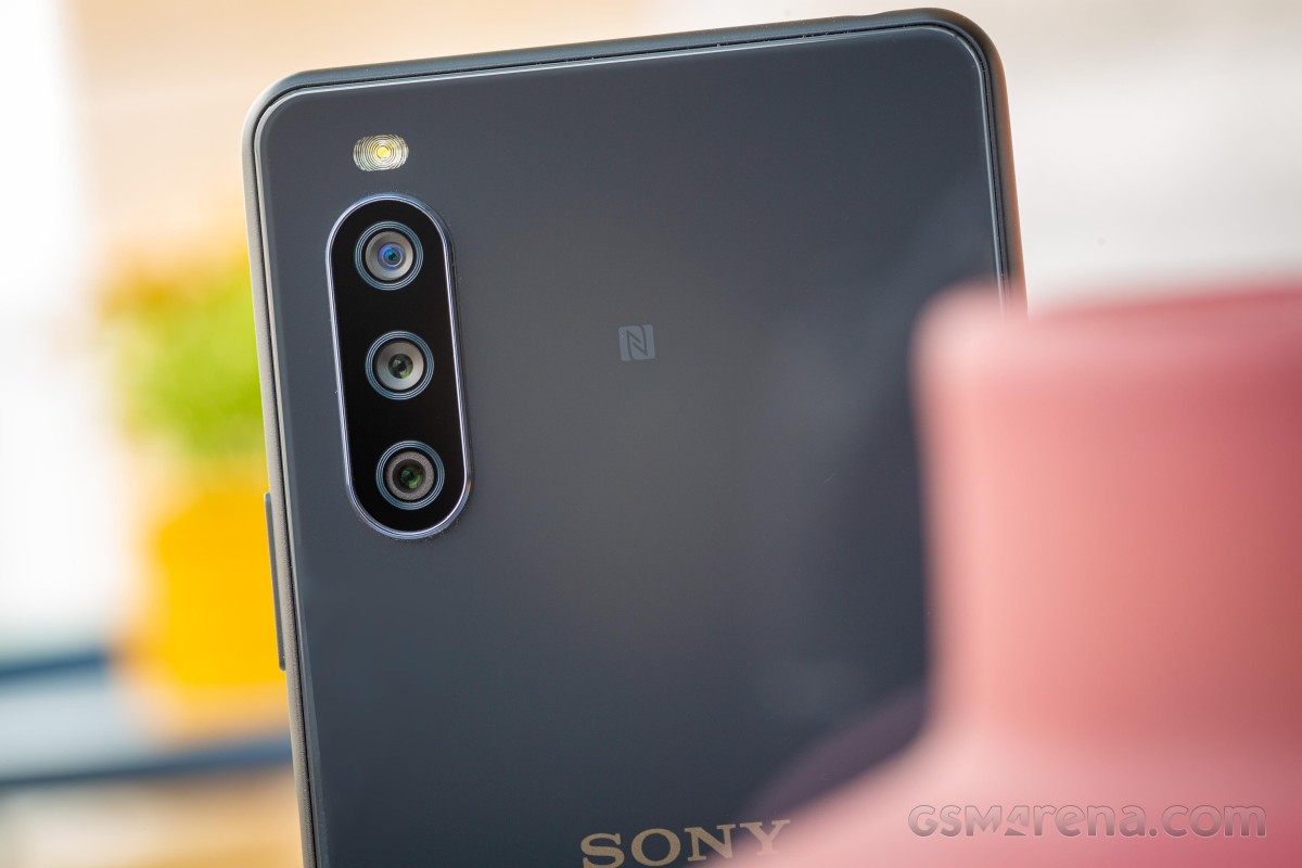 SONY　Xperia 10 III s-l400.jpg