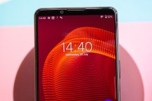 Earpiece and a bunch of other things up top - Sony Xperia 5 III review