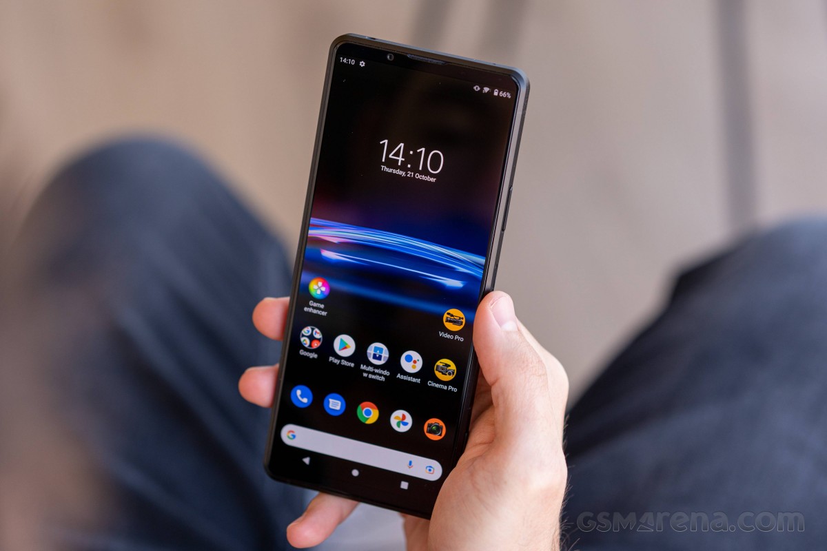Sony Xperia Pro-I hands-on review: Design, build, handling