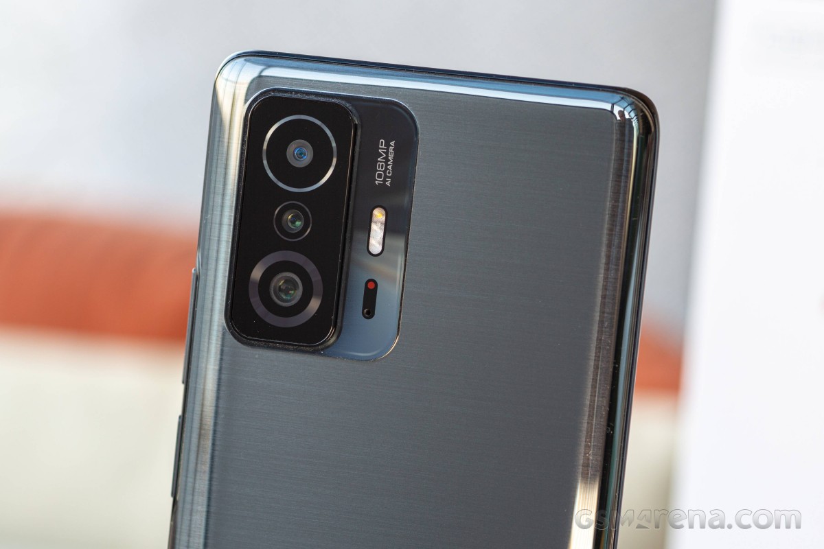 Xiaomi 11T review: Design, build quality, handling