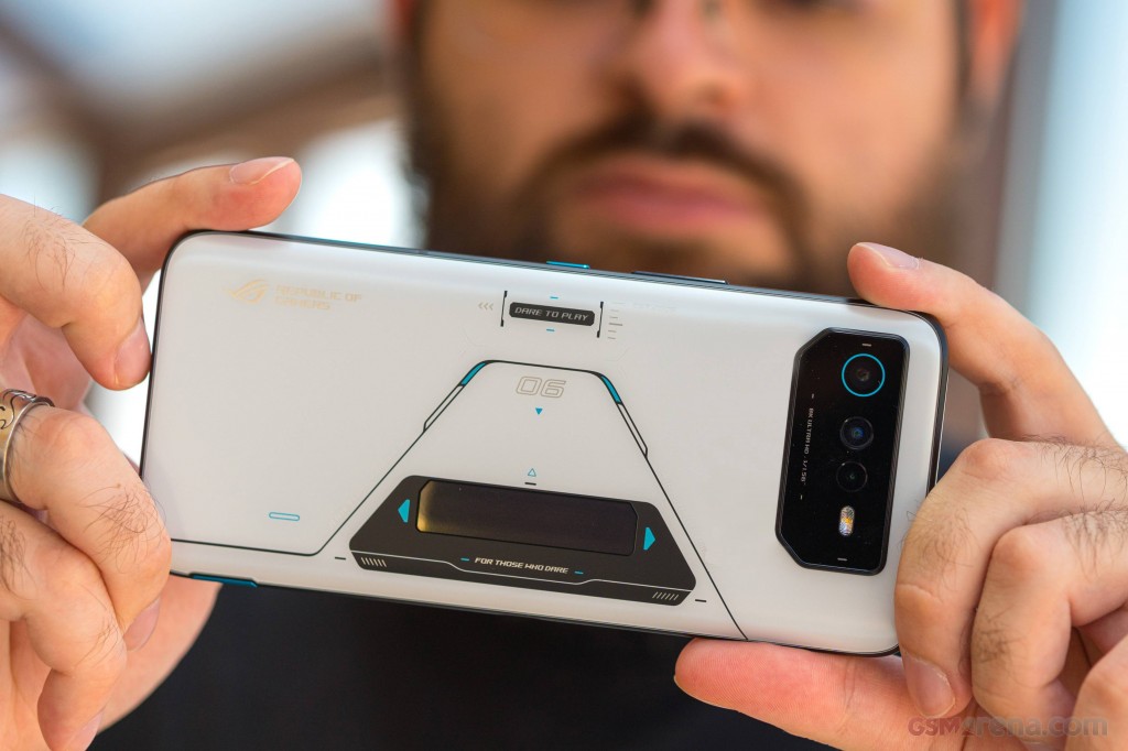 Asus ROG Phone 6 Pro