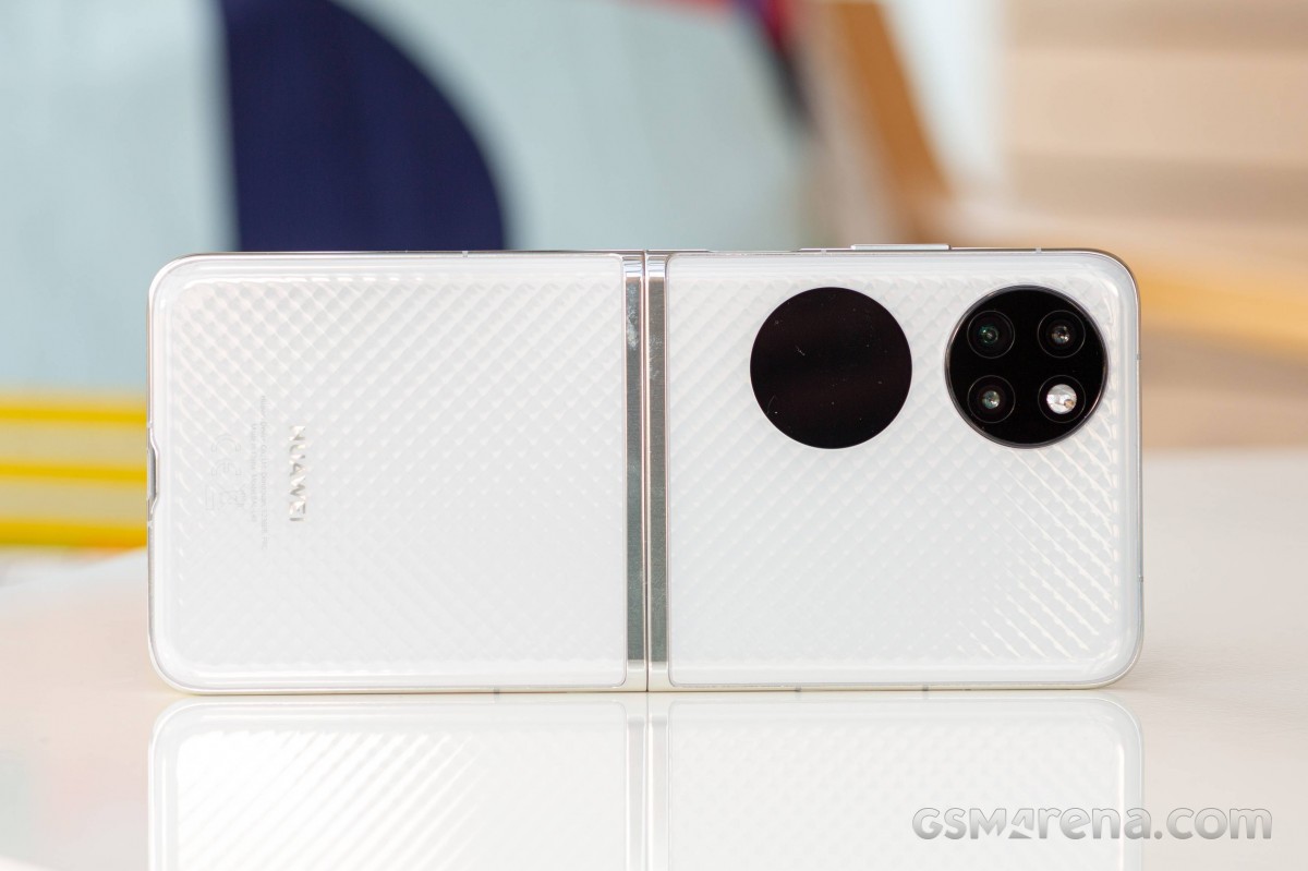 Huawei P50 Pocket review: Design