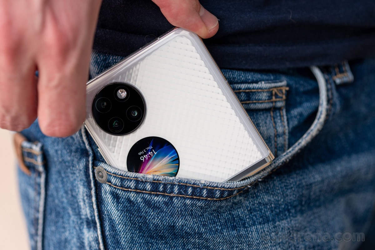 Huawei P50 Pocket review