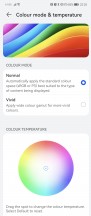 Display settings - Huawei P50 Pocket review