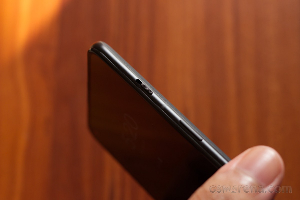 OnePlus 9RT hands-on review