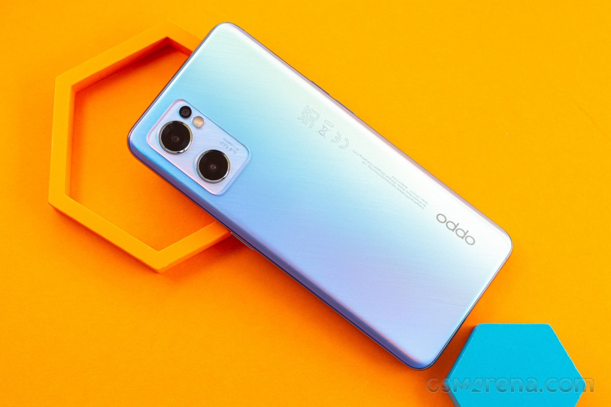 Oppo Reno7 5G/Find X5 Lite review: Design, build quality, handling