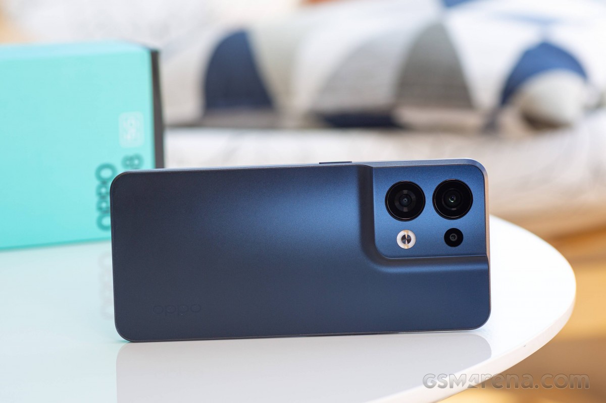 Oppo Reno8 review: Design and handling
