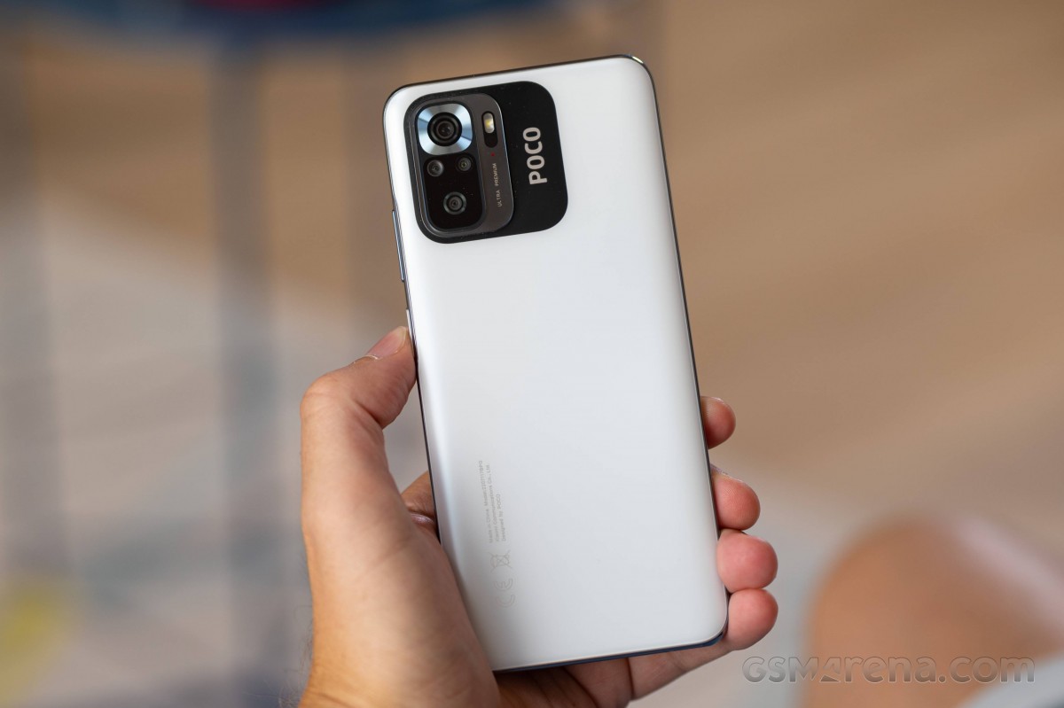 Poco M5s review: Design, build quality, handling