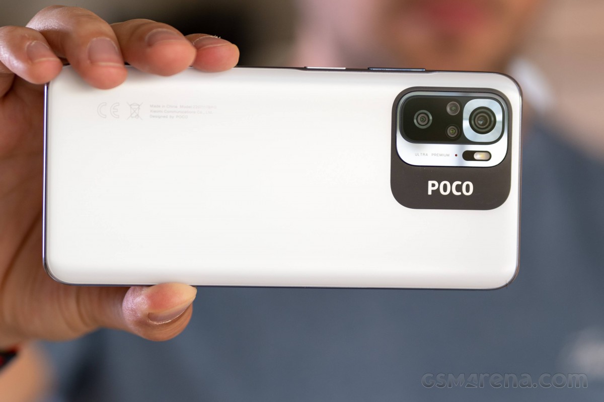 Poco M5s review: Design, build quality, handling