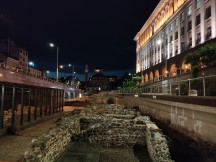 Low-light samples - f/1.8, ISO 1256, 1/25s - Realme GT Neo 3T review