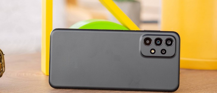 Samsung Galaxy A23 5G review: Design, build quality, handling
