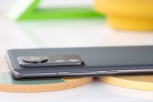 Clicky buttons on the right - Xiaomi 12 Pro review