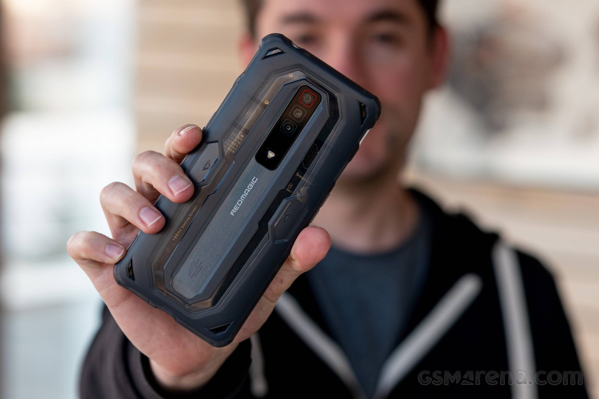 RedMagic 7 review: Design and handling