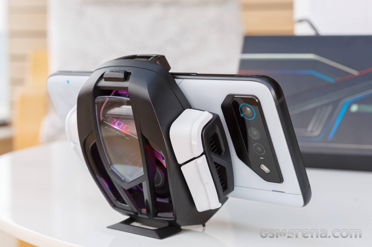Asus ROG Phone 7 Ultimate review: Performance, thermal-throttling