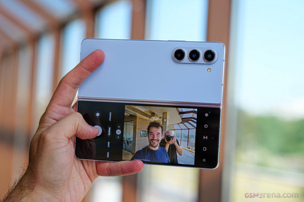 Samsung Galaxy Z Fold5