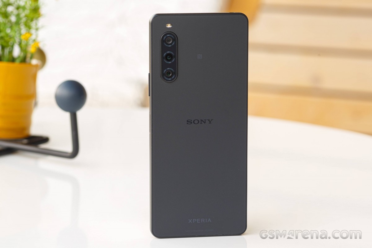 Sony Xperia 10 V review: Design, build quality, controls and
