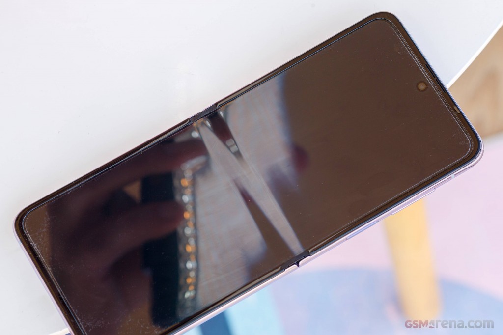 Tecno Phantom V Flip