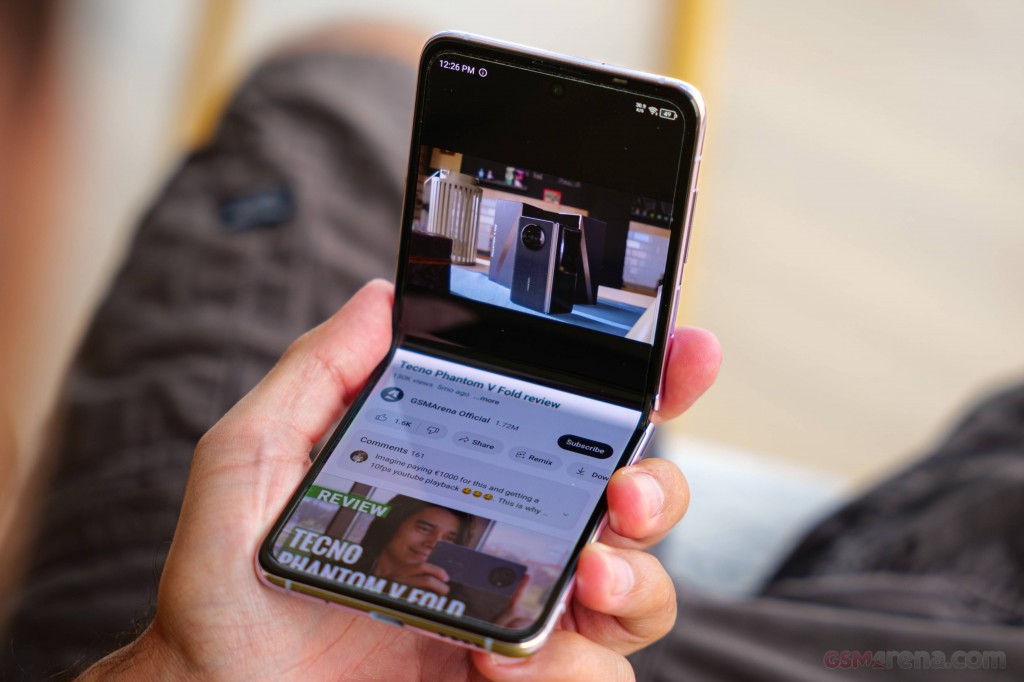 Tecno Phantom V Flip