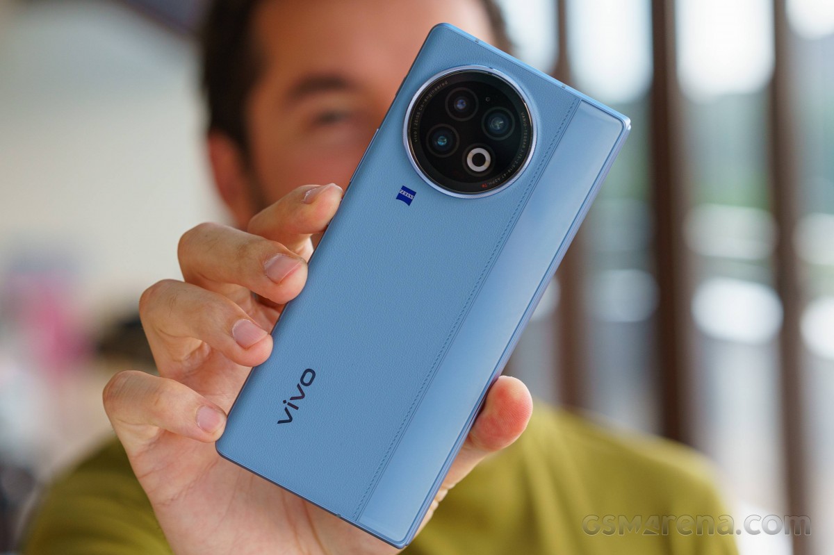 vivo X Fold2 review: Alternatives, pros and cons, verdict