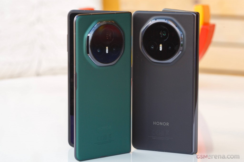 Honor Magic V3