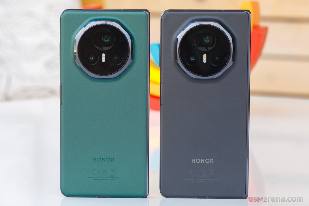 Honor Magic V3