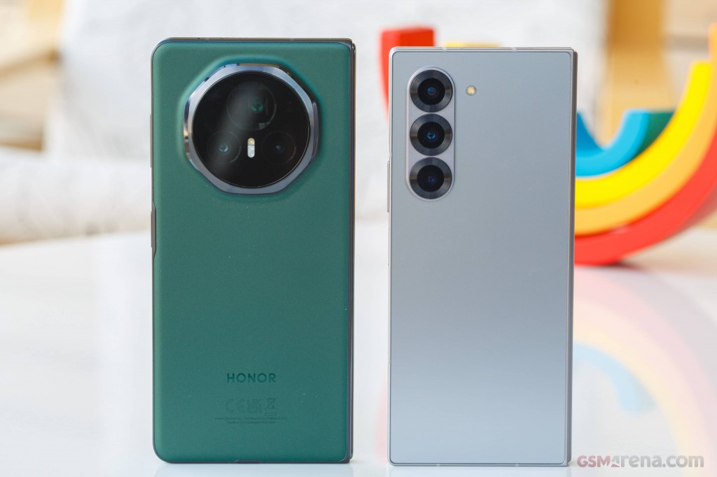 Honor Magic V3