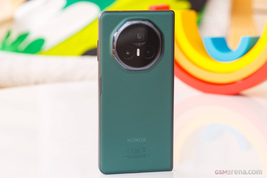 Honor Magic V3
