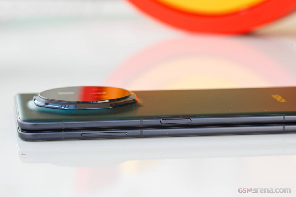 Honor Magic V3