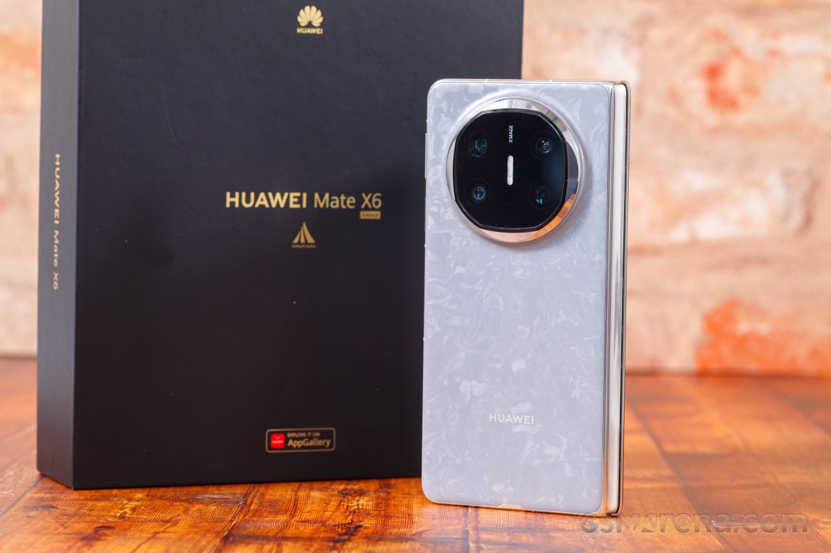 Huawei Mate X6 review - GSMArena.com tests