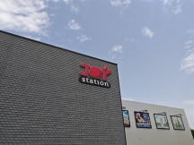 Daylight samples, main camera (1x) - f/1.6, ISO 50, 1/2571s - Poco F6 Pro review