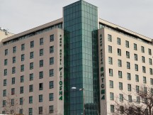 Redmi Note 13 4G: 12MP main camera 3x zoom samples - f/1.7, ISO 50, 1/793s - Redmi Note 13 4G review