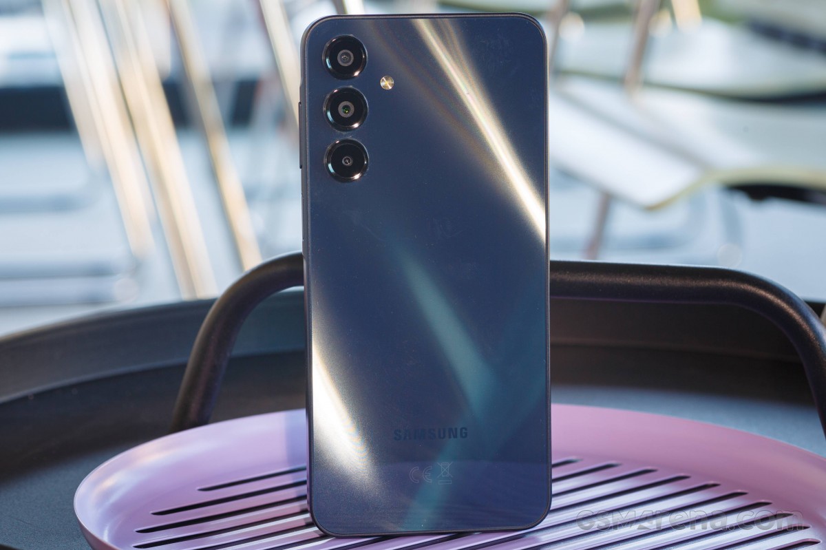 Samsung Galaxy A16 5G review: Design, build quality, handling