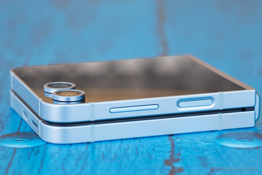 Samsung Galaxy Z Flip6