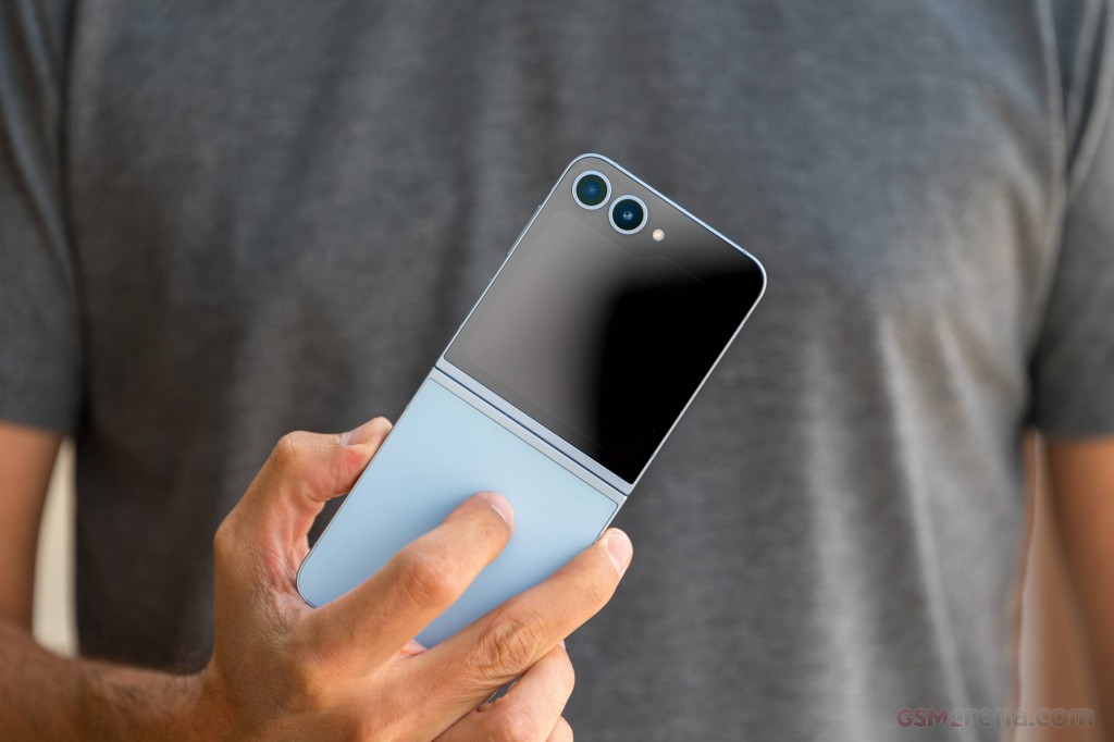 Samsung Galaxy Z Flip6